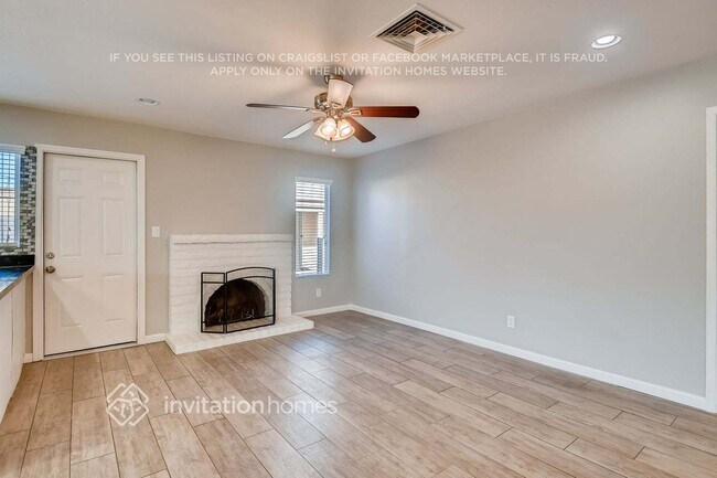 Foto del edificio - 1213 E El Parque Dr