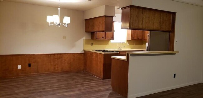 Foto del edificio - 4026 Willowview Dr