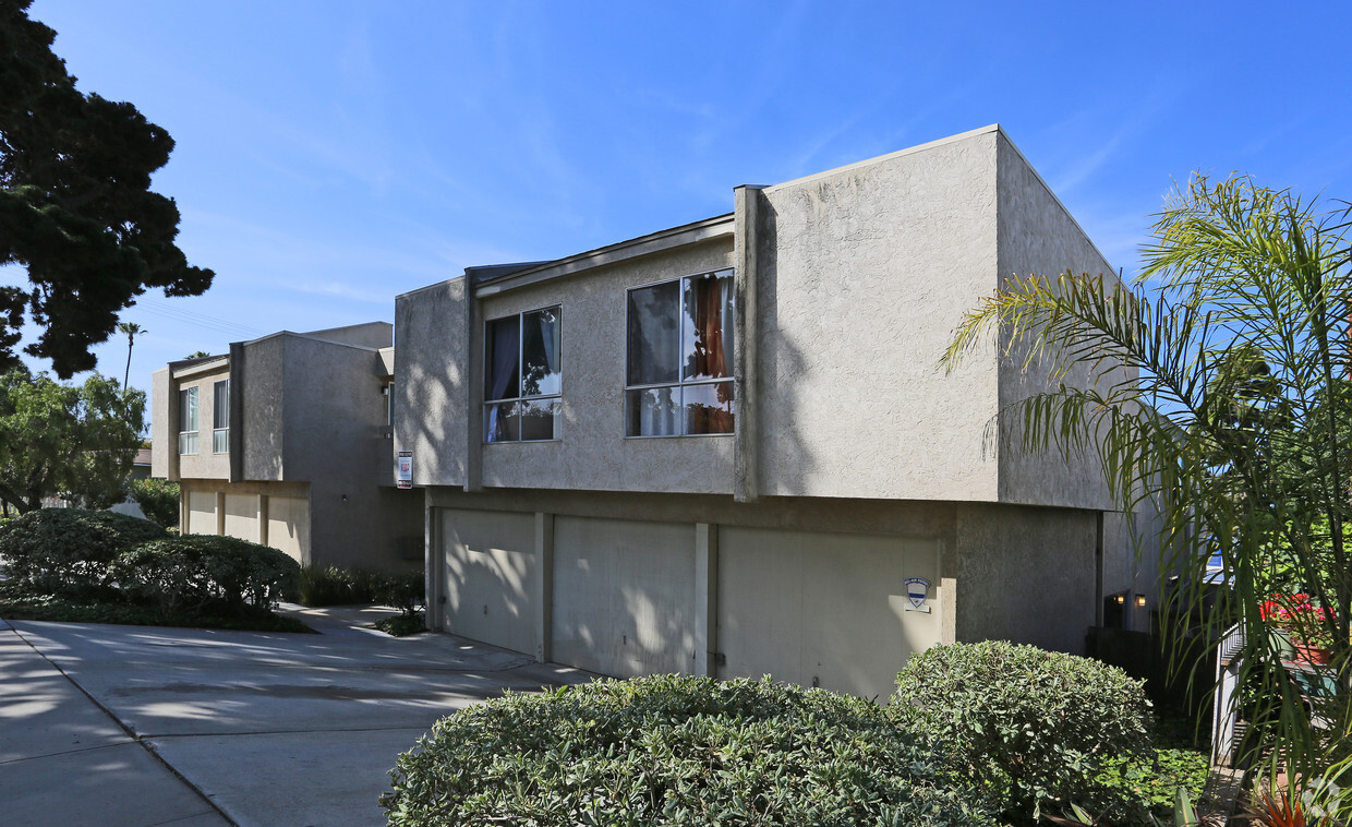 Foto del edificio - Pepper Tree Apartments