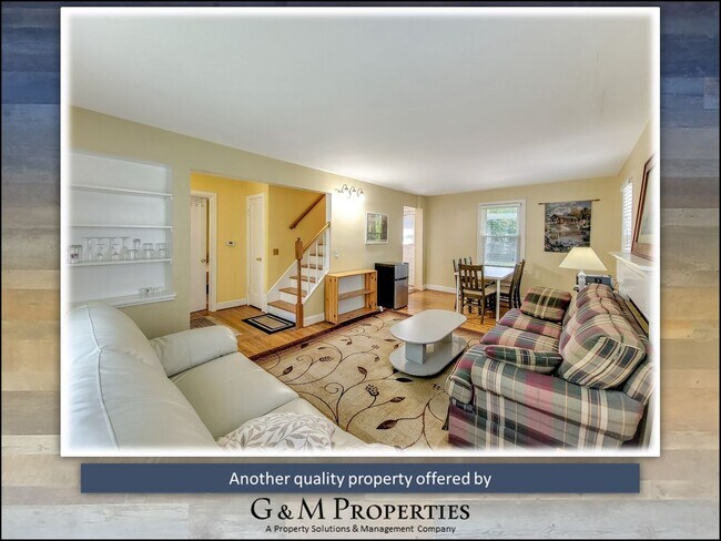 Building Photo - 4-Bedroom Single-Family - Walk to Strong/UofR!