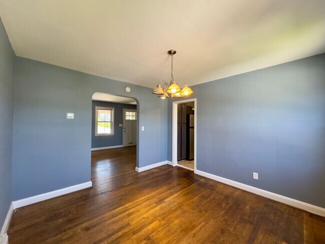 Foto del edificio - Impressive 3-Bedroom Townhome with Spaciou...