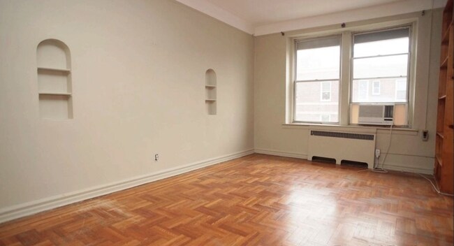 Foto del edificio - 8701 Shore Rd