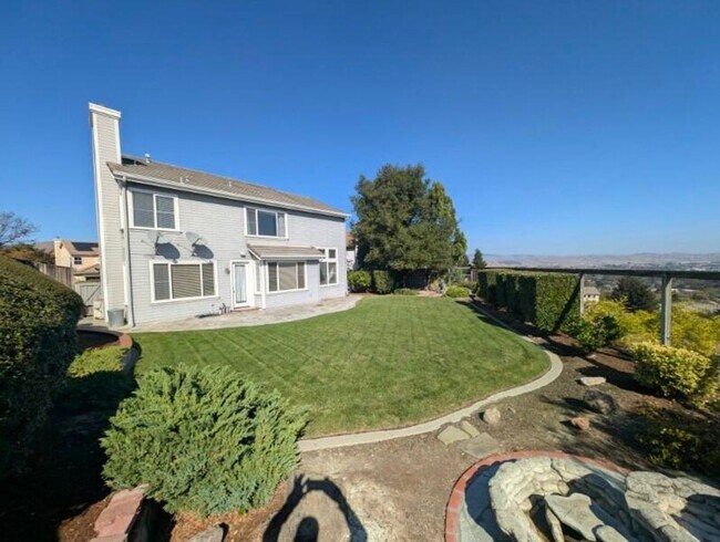 Building Photo - Westside Dublin Beauty!