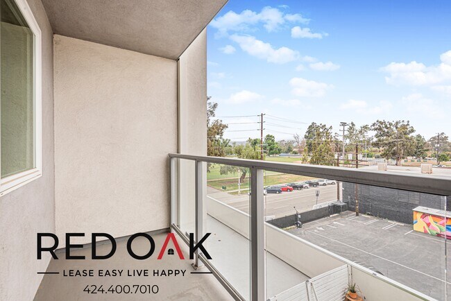 Foto del edificio - 11405 Chandler Blvd