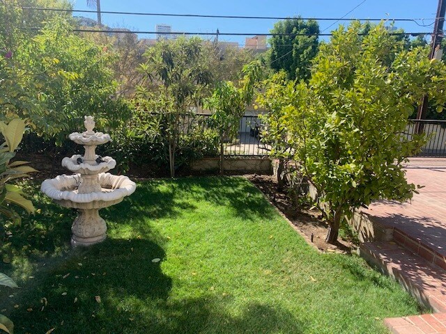 Primary Photo - 1212 S Castello Ave