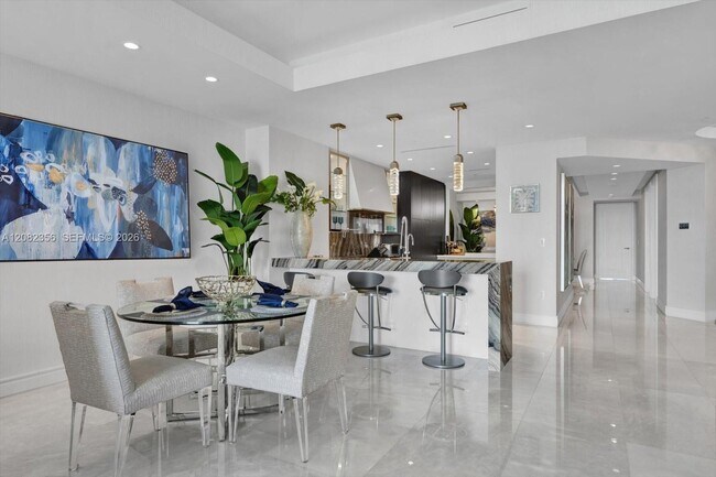 Foto del edificio - 17901 Collins Ave