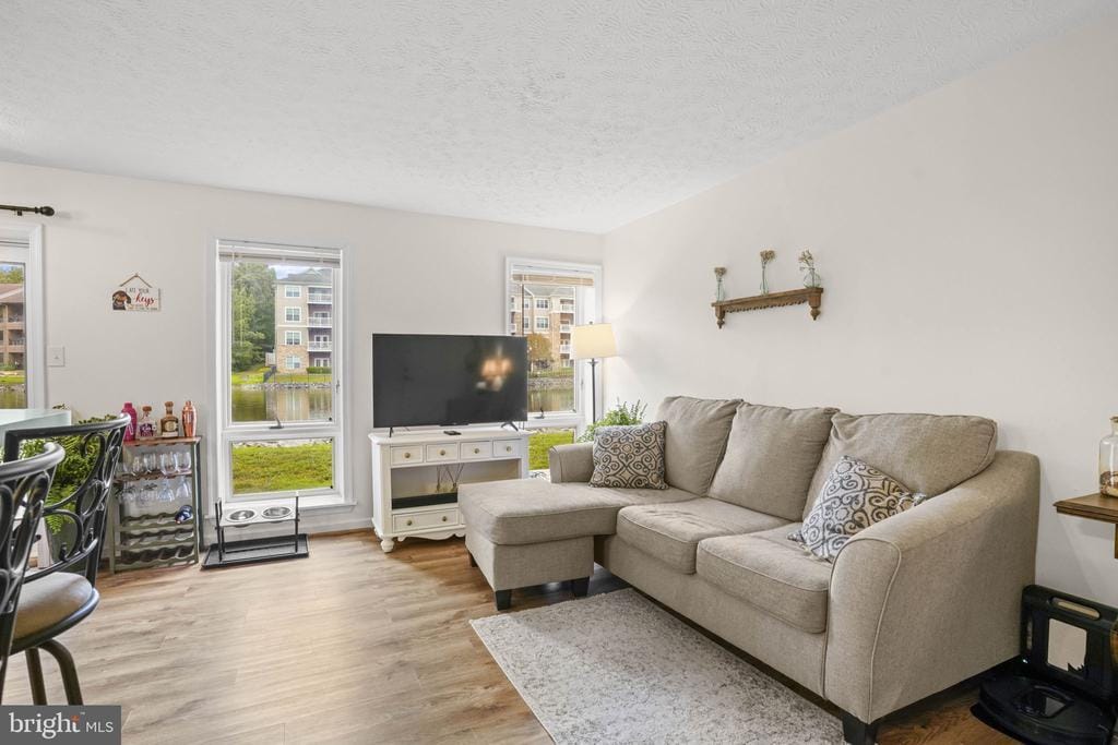 Foto principal - 44759 Woodlake Ct