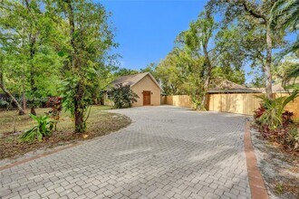 Building Photo - 13161 179th Ct N