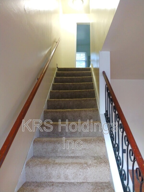 Foto del edificio - 2406 Wayside Dr