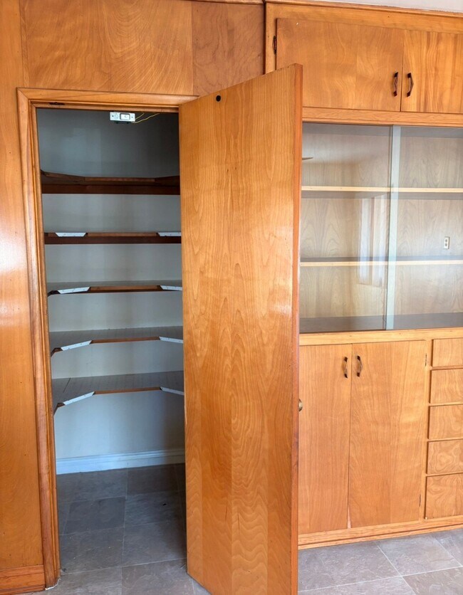 Foto del edificio - 4568 Alice St