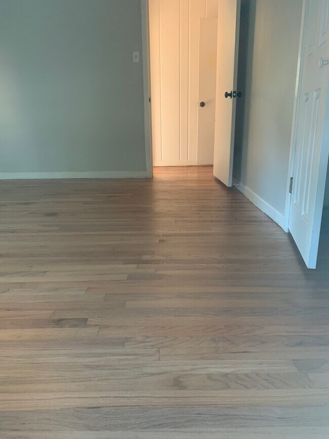 Foto del edificio - 3126 Jan Ave