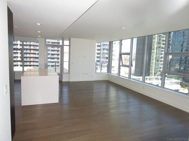 Building Photo - 1388 Kettner Blvd