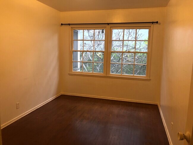 Building Photo - 4210 Arch Dr