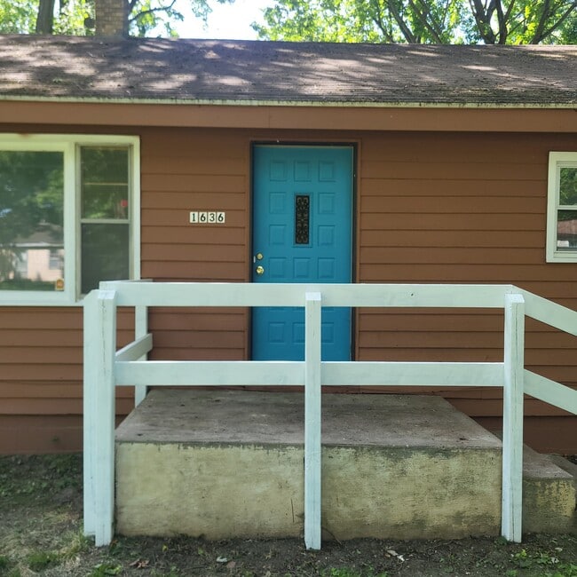 Building Photo - 1636 Berrien Ave