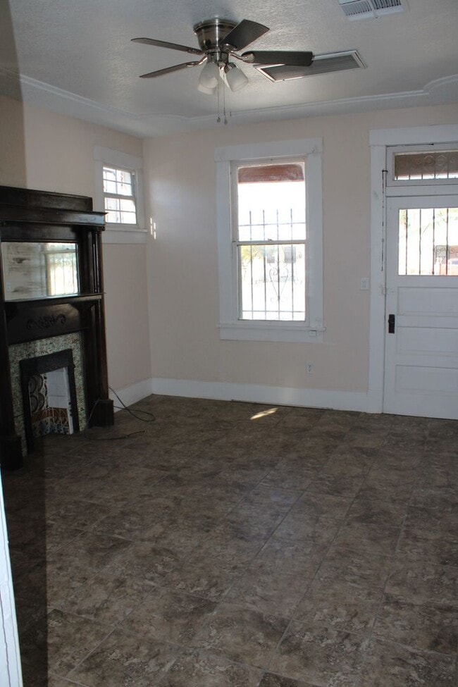 Foto del edificio - 3114 E Missouri Ave