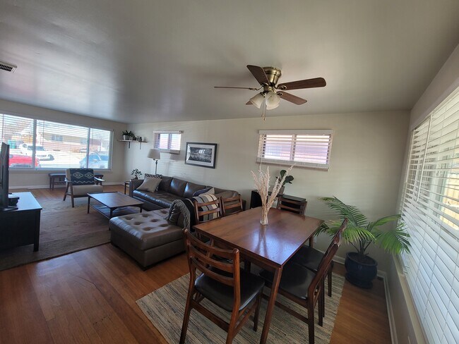 Photo - 978 Kenton St House