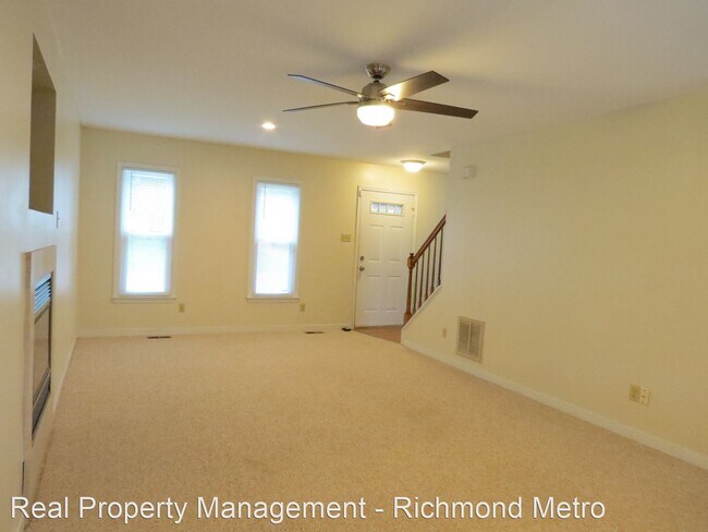 Building Photo - 3 br, 2.5 bath House - 13836 Village Ridge...