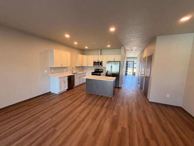 Foto del edificio - 4467-4469 West 30th Avenue