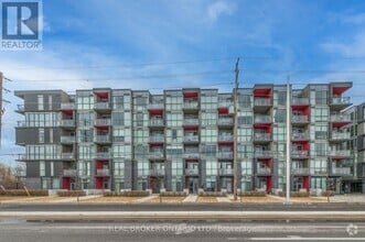 Building Photo - 5240-5240 Dundas St