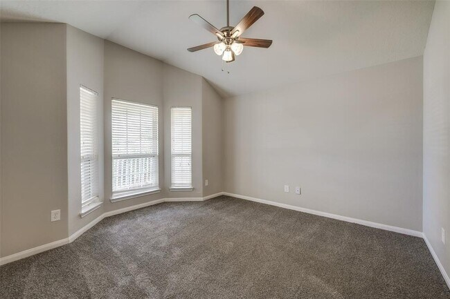 Foto del edificio - 21223 Clover Crest Dr