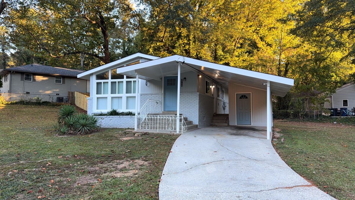 Primary Photo - 2764 Plantation Dr