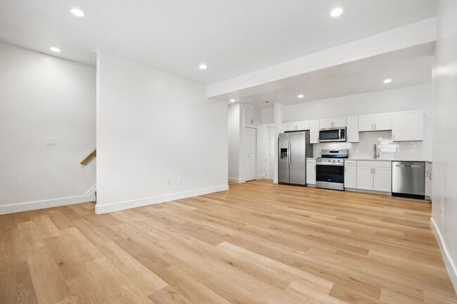 Photo - 1 Higgins St Apartment