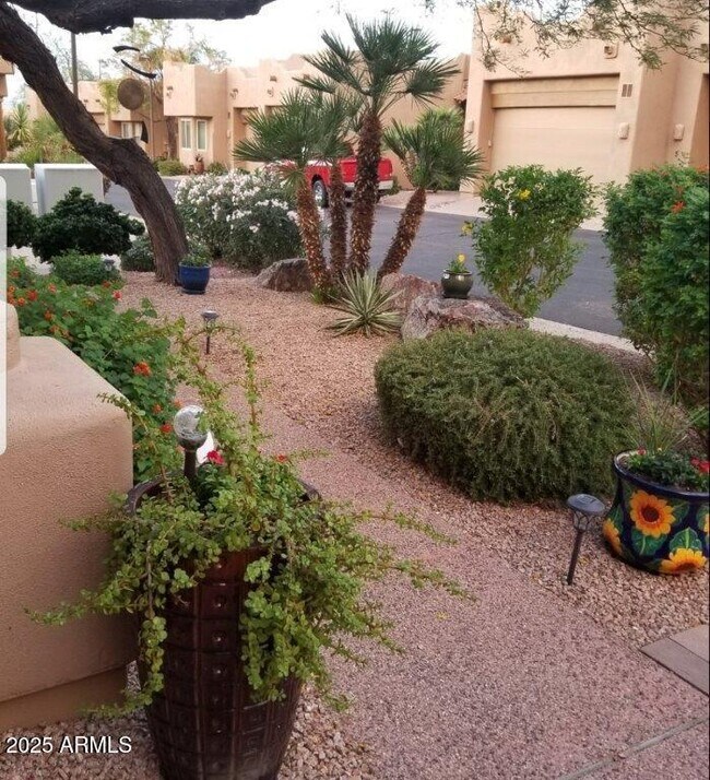 Foto del edificio - 6540 E Redmont Dr