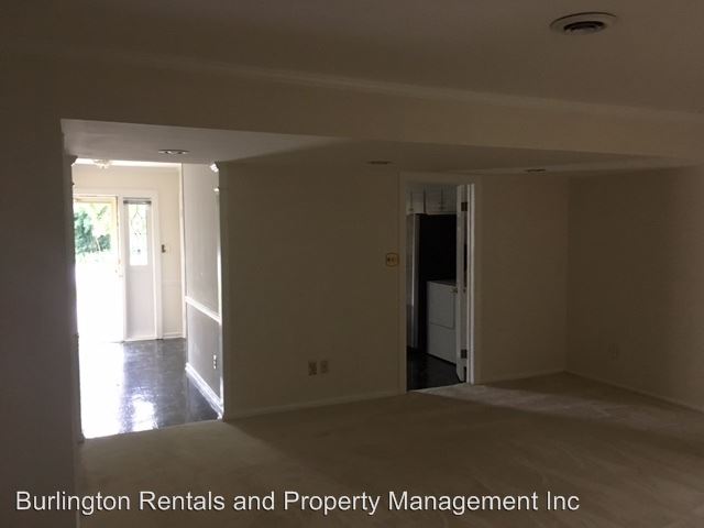 Building Photo - 605 Isley Pl