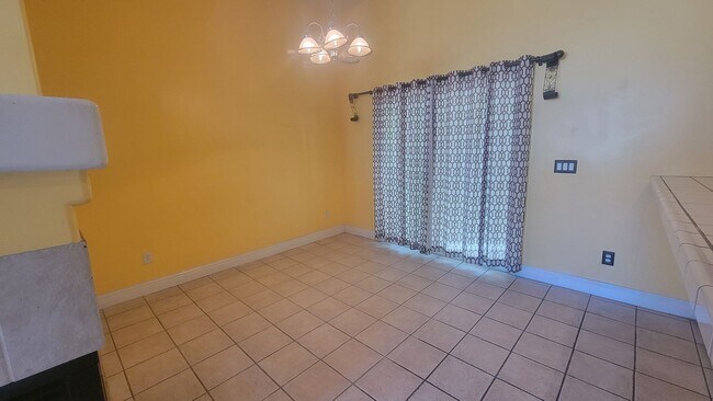 Foto del edificio - 3111 Stoney Peak Ln