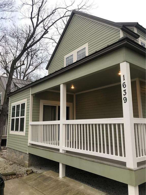 Foto principal - 1639 W Stone St