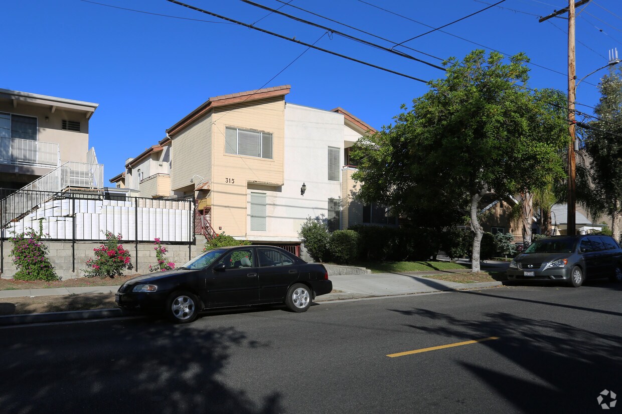 Primary Photo - 315 N Adams St