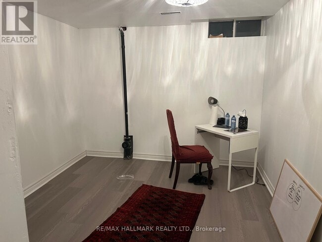 Building Photo - 531 Reeves Way Blvd