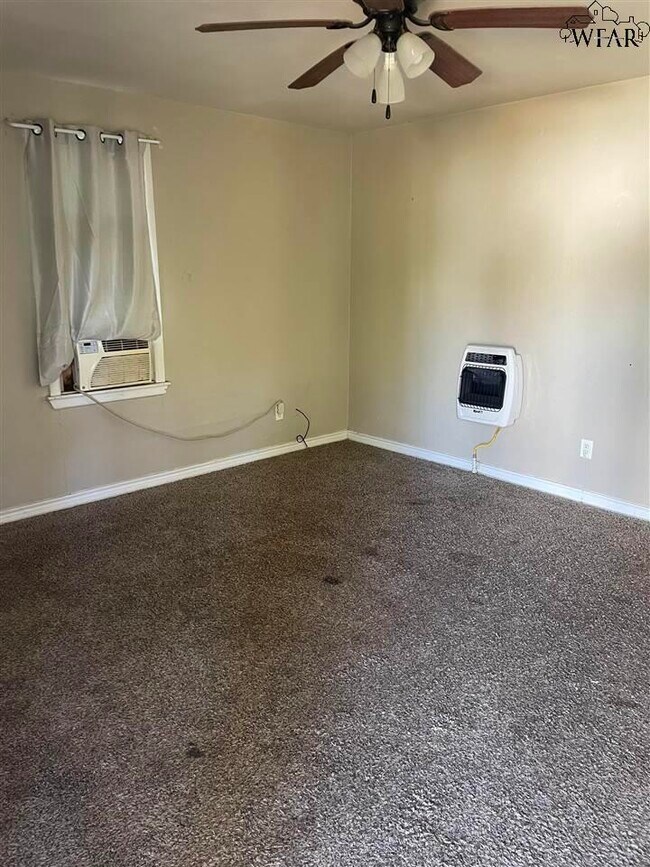 Foto del edificio - 712 W 3rd St