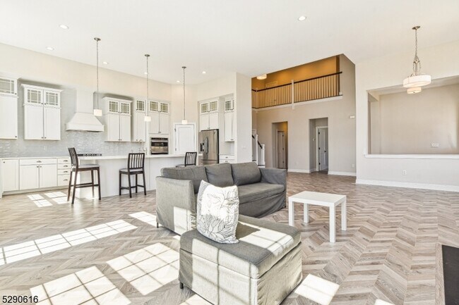 Foto del edificio - 15 Juniper Ct