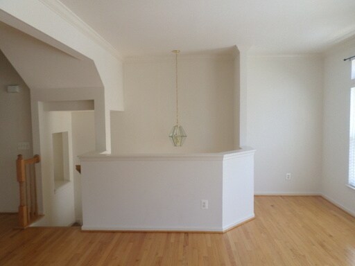 Foto del edificio - 4712 Hanrahan Pl