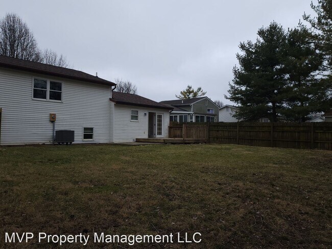 Building Photo - 3 br, 1.5 bath House - 2479 Willow View