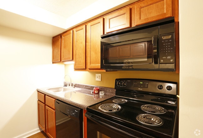 Self cleaning ovens - Royal Manor Apartments