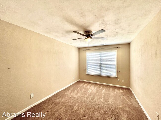Building Photo - 4 br, 2.5 bath House - 2665 Springhaven Drive