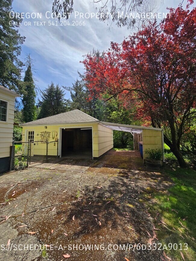 Foto del edificio - 126 N Holiday Ln