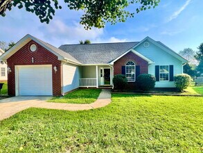 Building Photo - 1012 Ridgefield Cir