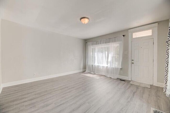 Foto del edificio - Fantastic 3bd/1ba home! Coming soon!