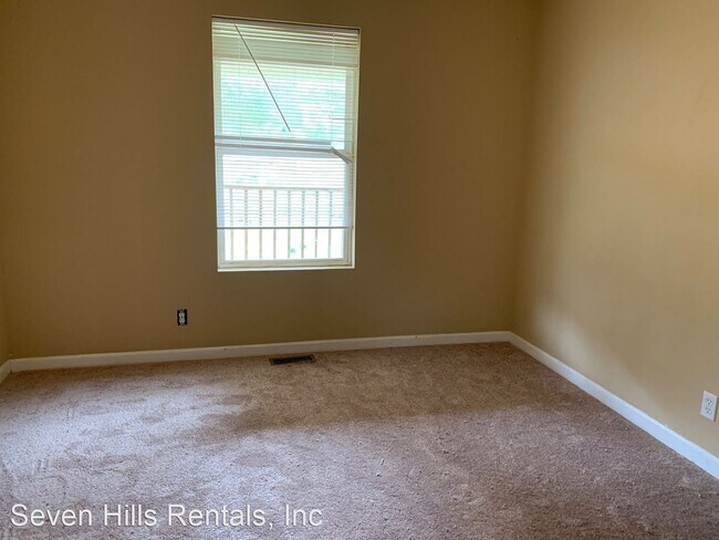 Building Photo - 3 br, 2 bath House - 24 Mason Circle