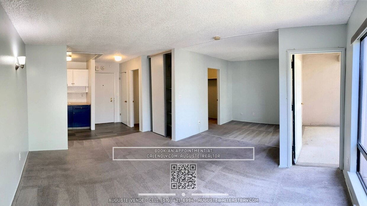 Primary Photo - Top-floor Studio at Watergate