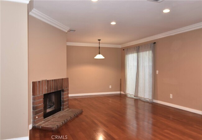 Foto del edificio - 1150 Golden Springs Dr