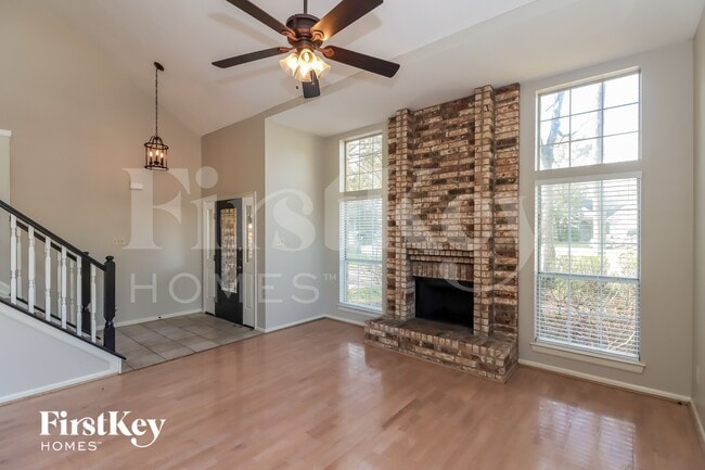 Building Photo - 160 W Golden Arrow Cir