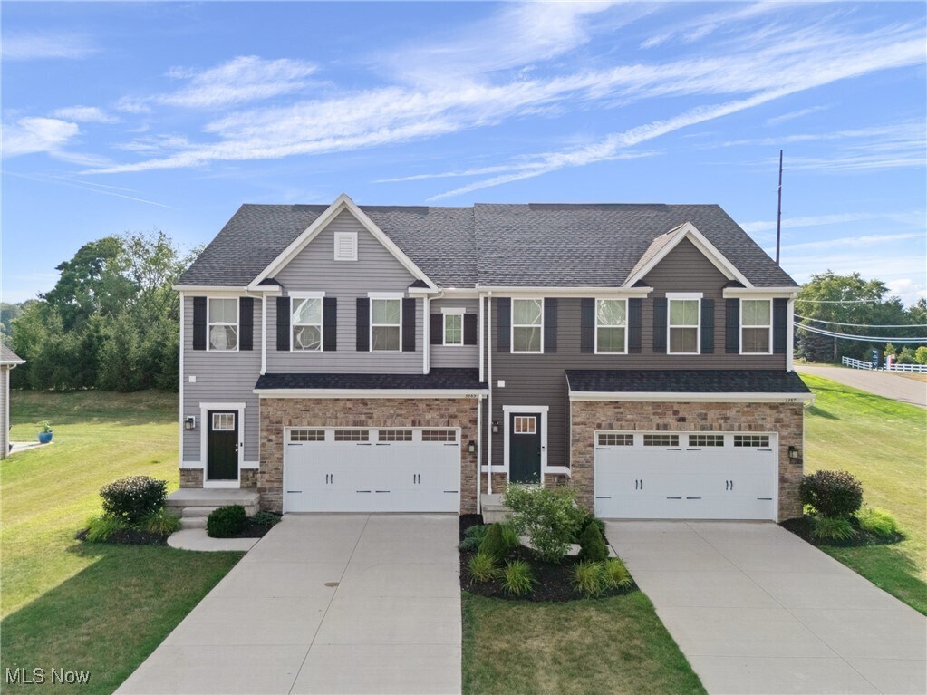 Foto principal - 3387 Jackson Park Dr