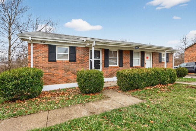 Building Photo - 1350 Dix Dr