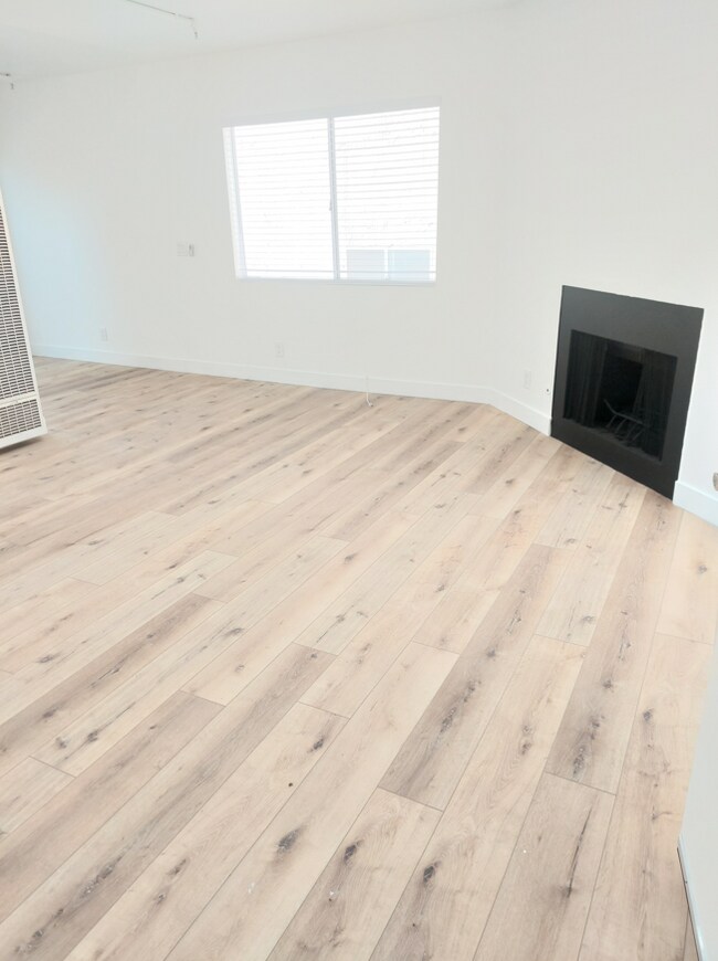 Foto del edificio - 3317 Bagley Ave