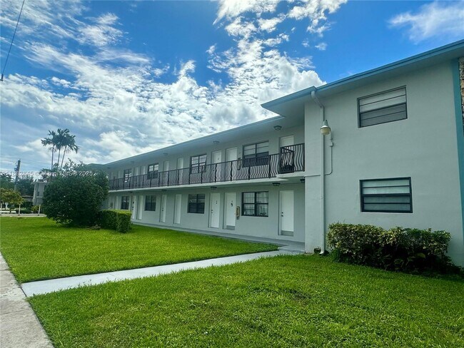 Foto del edificio - 6780 SW 44th St