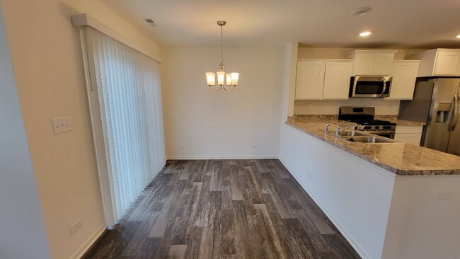 Foto del edificio - 162 Goldenrod Dr